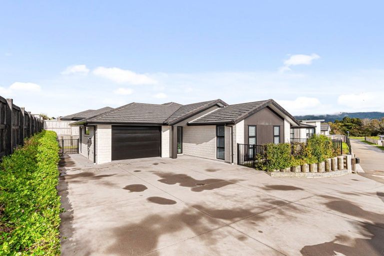 Photo of property in 8 Gaynor Way, Te Puke, 3119