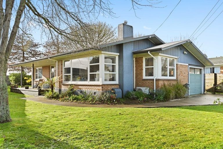 Photo of property in 15 Casper Street, Fairfield, Hamilton, 3214