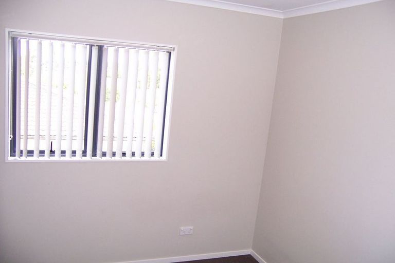 Photo of property in 45 Sunline Avenue, Massey, Auckland, 0614