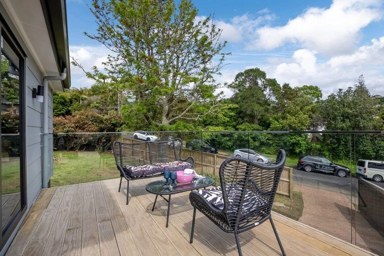 Photo of property in 10 Eagleson Street, Northcross, Auckland, 0632