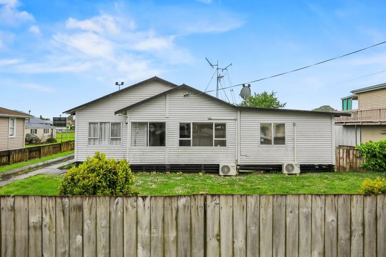 Photo of property in 24 Station Road, Paeroa, 3600