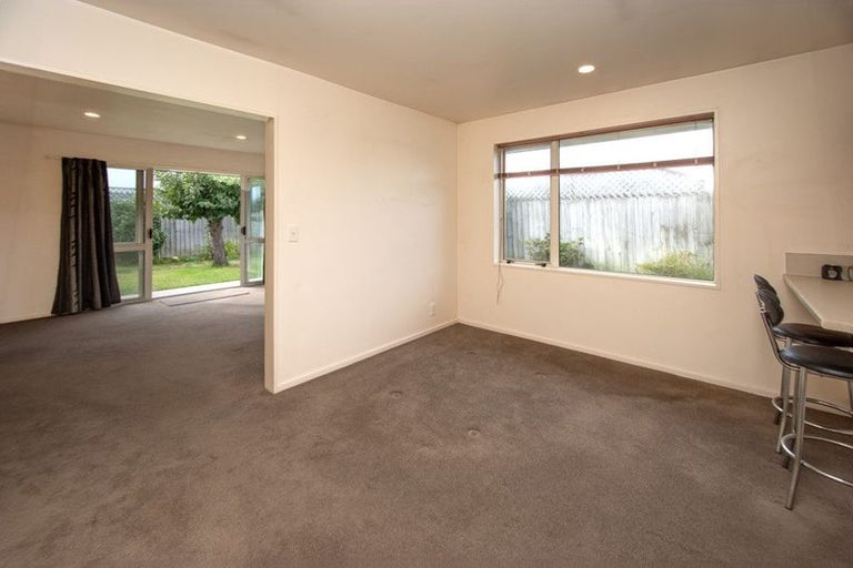 Photo of property in 32 Surfers Place, North New Brighton, Christchurch, 8083