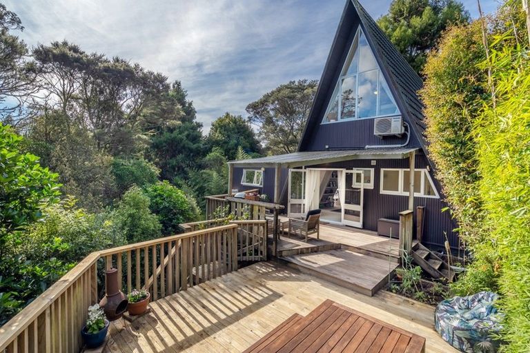 Photo of property in 4 Glenbush Place, Birkenhead, Auckland, 0626