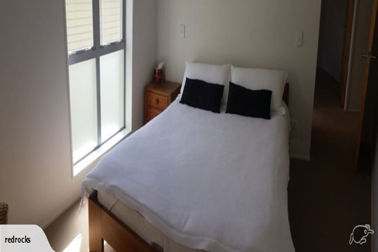 Photo of property in 3/16 Oriental Terrace, Oriental Bay, Wellington, 6011