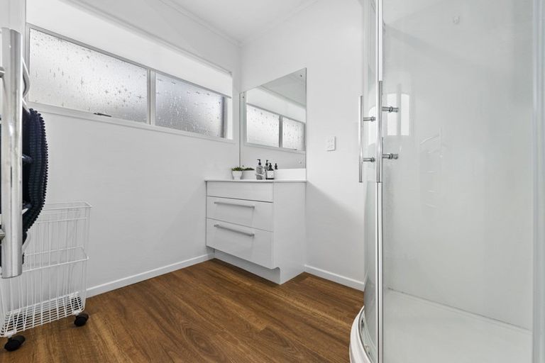 Photo of property in 10b Willmott Place, Springfield, Rotorua, 3015