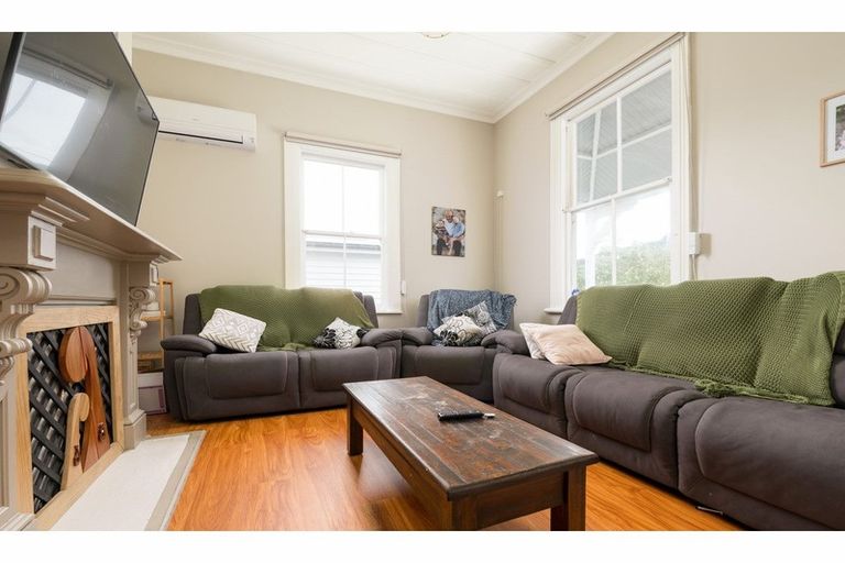Photo of property in 77 Whitaker Street, Te Aroha, 3320