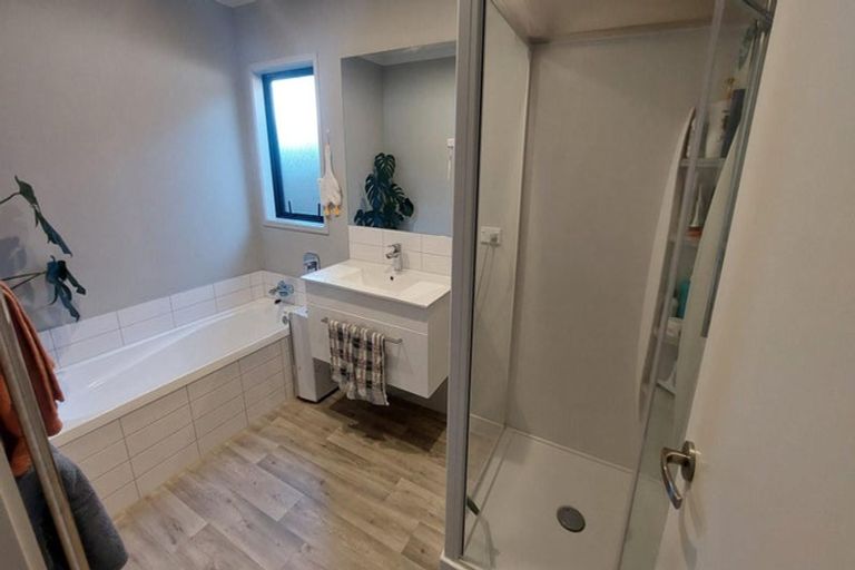 Photo of property in 6 Mccrorie Road, Wigram, Christchurch, 8025