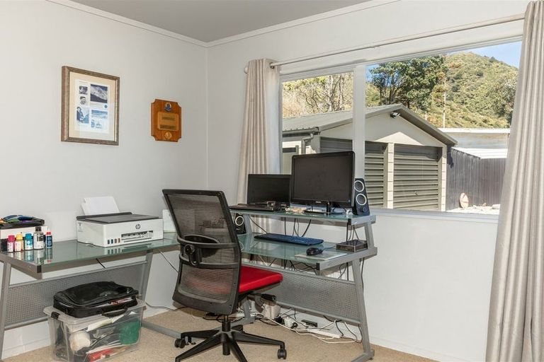 Photo of property in 166a Torea Street, Granity, 7823