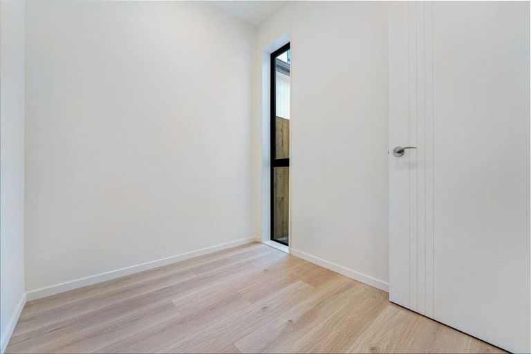 Photo of property in 5 Clara Road, Silverdale, 0932