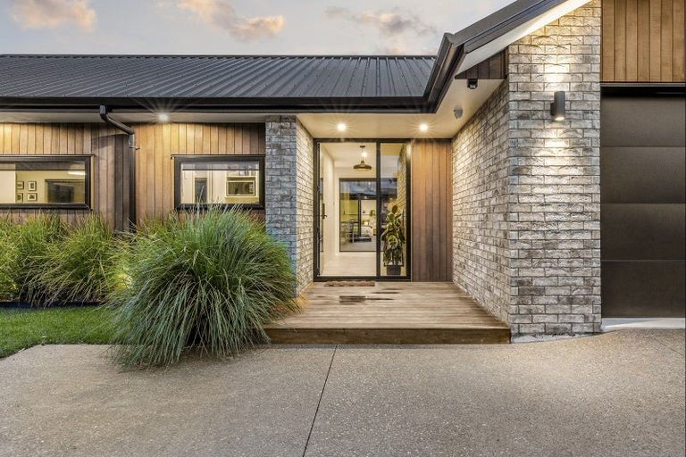 Photo of property in 17 Riverpoint Glade, Flagstaff, Hamilton, 3210