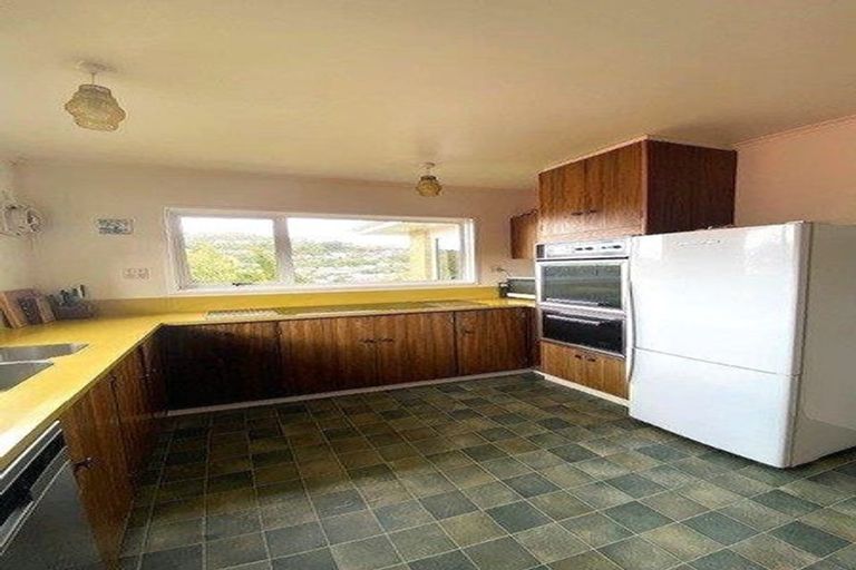 Photo of property in 4 Khouri Avenue, Karori, Wellington, 6012