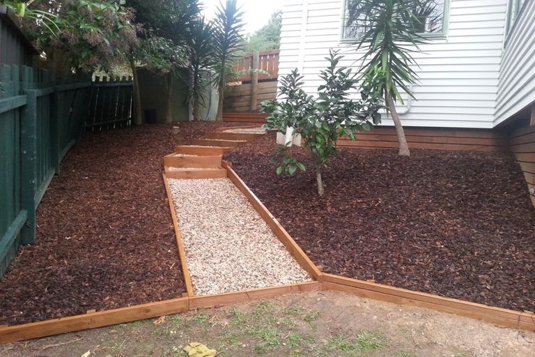 Photo of property in 66a Tamahere Drive, Glenfield, Auckland, 0629