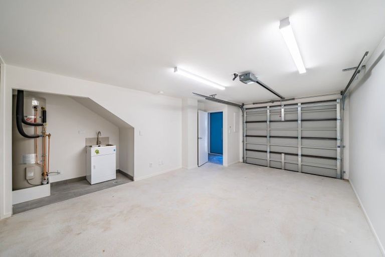 Photo of property in 37 Holystone Road, Whitby, Porirua, 5024