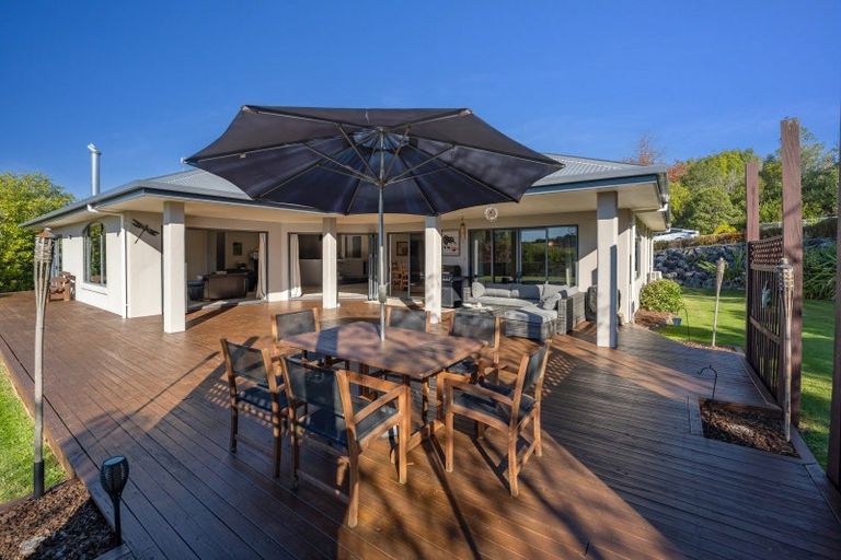 Photo of property in 89 Totara View Road, Wakefield, 7095