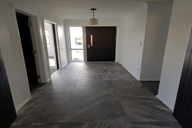 Photo of property in 8 Hickmott Street, Rangiora, 7400