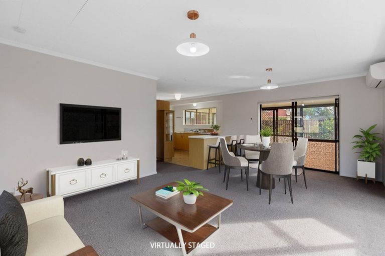 Photo of property in 20 Tukapa Street, Westown, New Plymouth, 4310