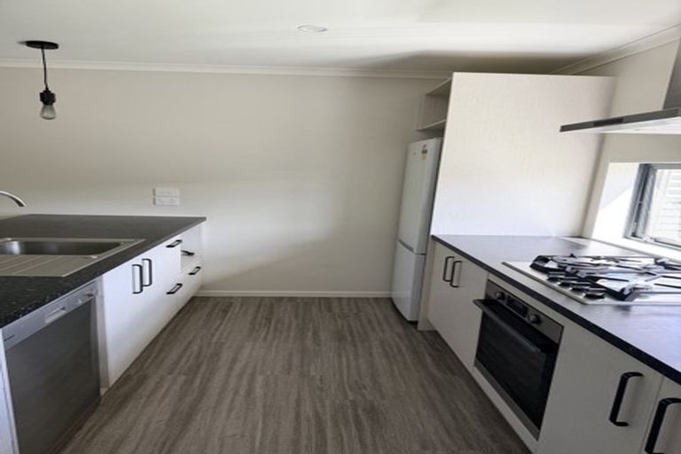 Photo of property in 50 Pateke Drive, Kenepuru, Porirua, 5022