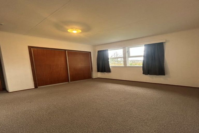 Photo of property in 50 Pahiatua Street, Hokowhitu, Palmerston North, 4410