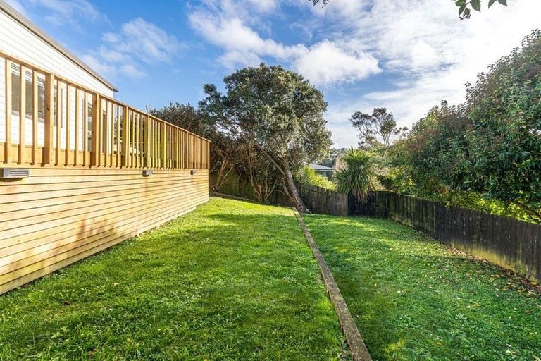 Photo of property in 115 Stanley Road, Glenfield, Auckland, 0629