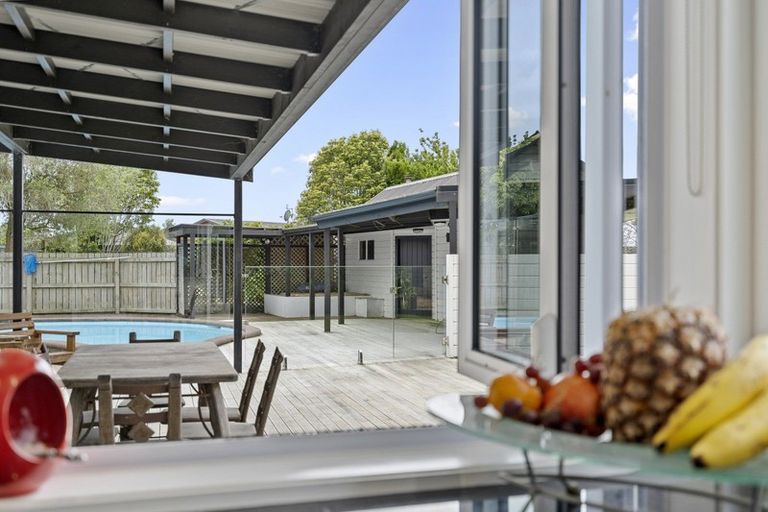 Photo of property in 60 Rata Street, Hawera, 4610