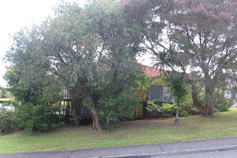 Photo of property in 12 Terra Nova Street, Glen Eden, Auckland, 0602