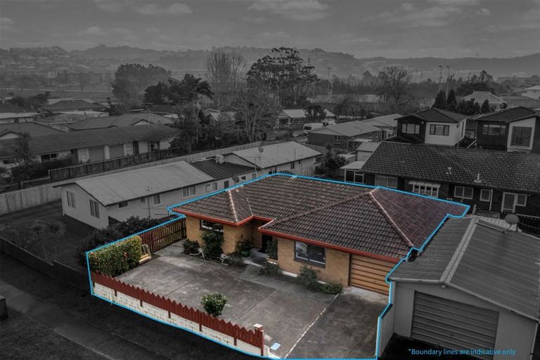 Photo of property in 65 Florence Avenue, Orewa, 0931