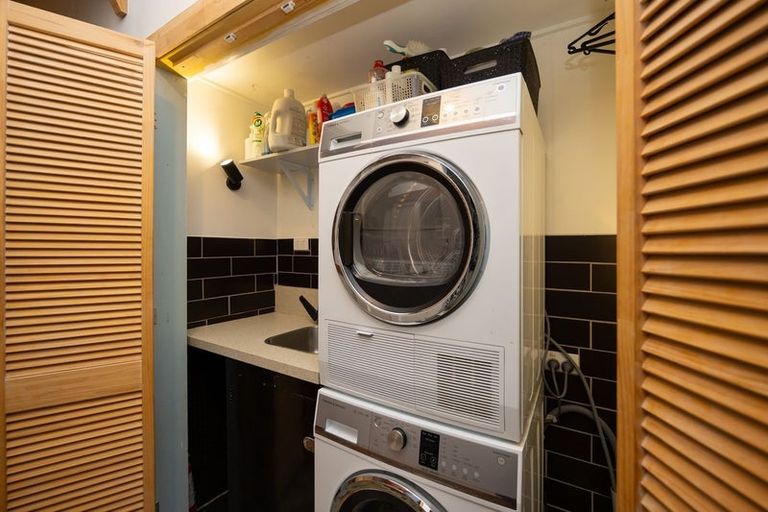 Photo of property in 19 Frederick Street, Terrace End, Palmerston North, 4410