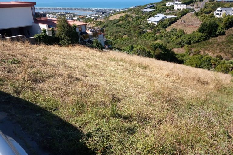 Photo of property in 8 Craigieburn Lane, Mount Pleasant, Christchurch, 8081