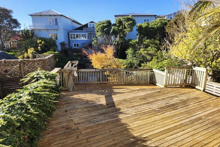 Photo of property in 59 Nairn Street, Mount Cook, Wellington, 6011