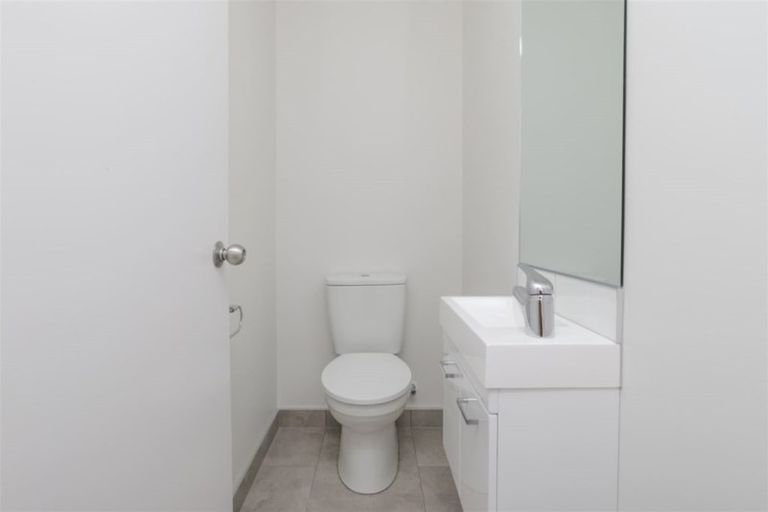 Photo of property in 113u8 Knighton Road, Hillcrest, Hamilton, 3216