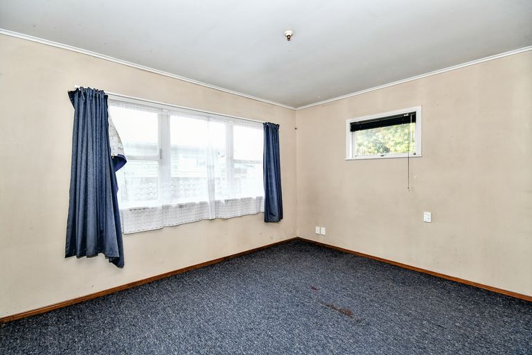 Photo of property in 27 Royston Street, Rosehill, Papakura, 2113