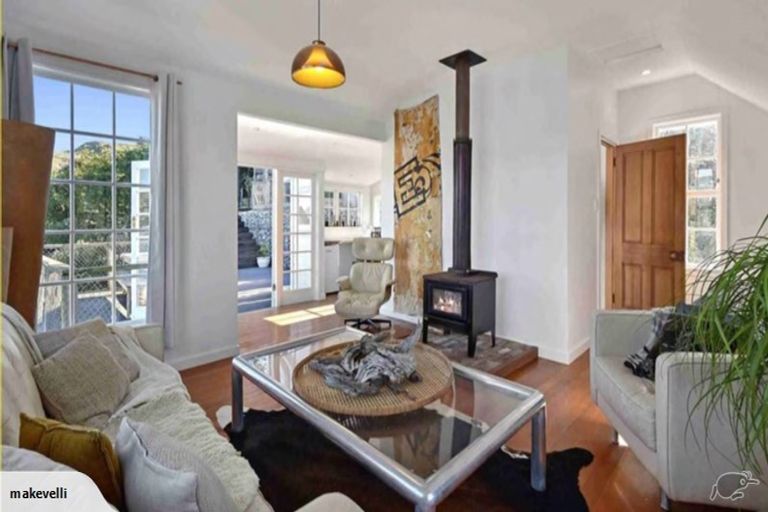 Photo of property in 7 Ticehurst Road, Lyttelton, 8082