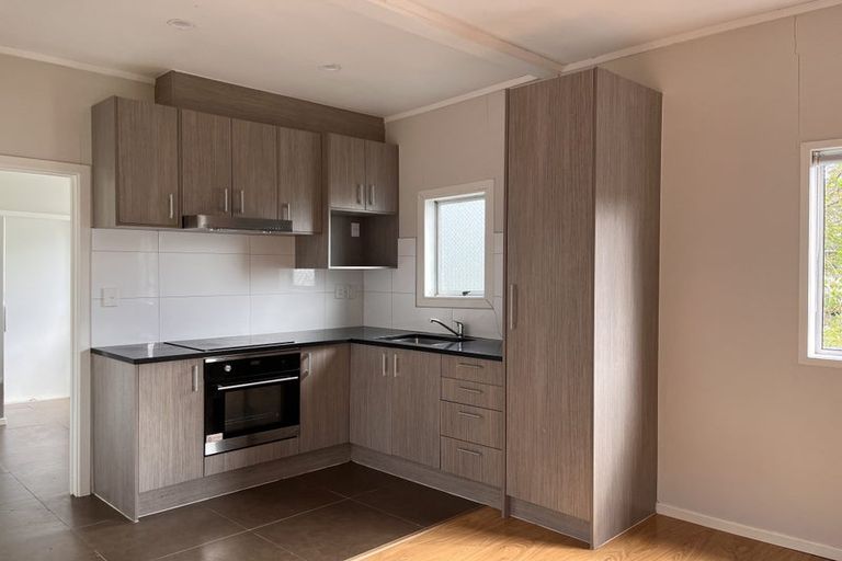 Photo of property in 38 Buller Crescent, Manurewa, Auckland, 2102