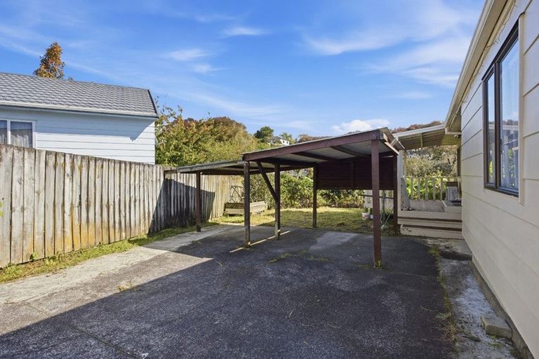Photo of property in 40a Starforth Place, Henderson, Auckland, 0612