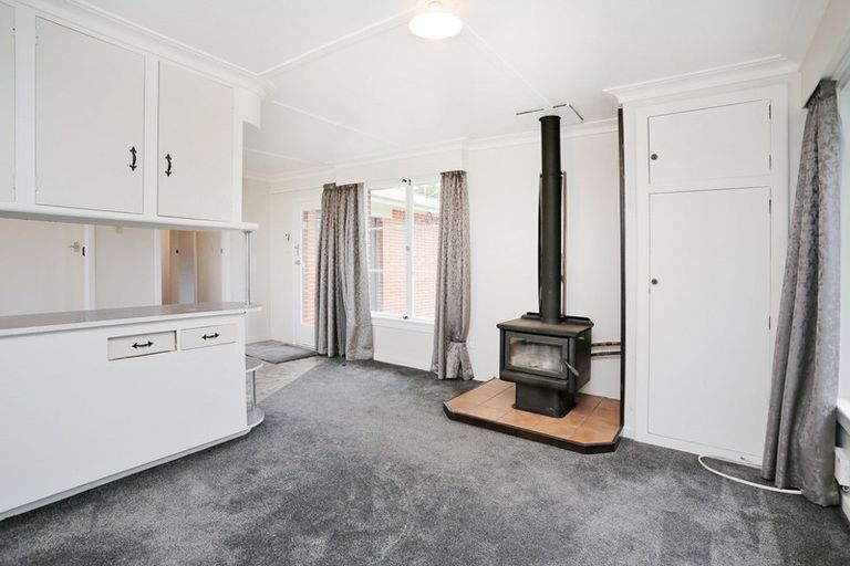 Photo of property in 28 Carron Street, Waverley, Invercargill, 9810