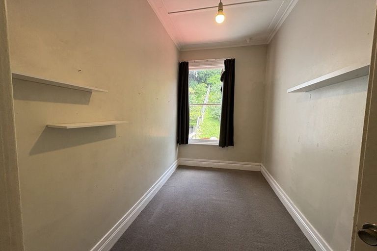 Photo of property in 1/18 Clifton Terrace, Kelburn, Wellington, 6012