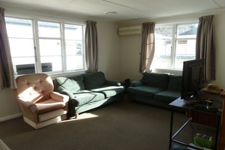 Photo of property in 36 Roche Avenue, Upper Riccarton, Christchurch, 8041