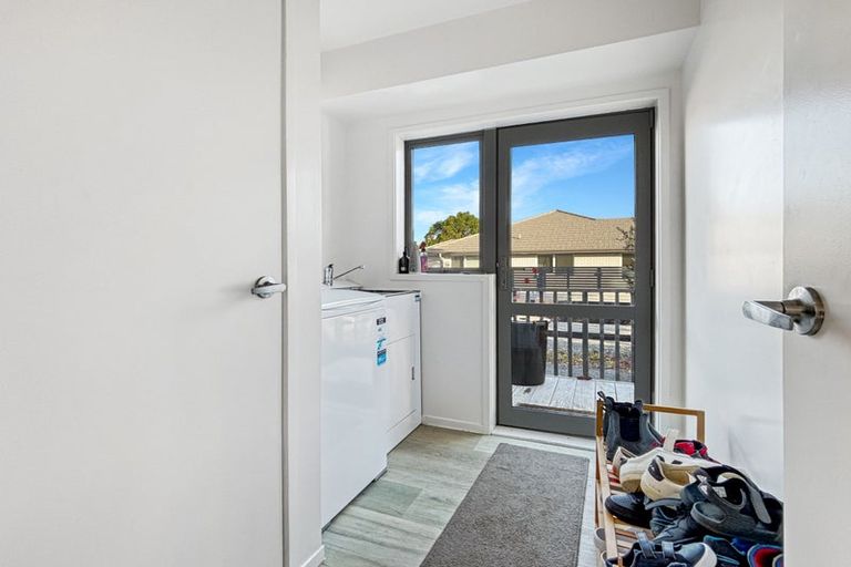 Photo of property in 233a Point Wells Road, Point Wells, 0986