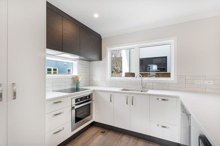 Photo of property in 20c Korau Grove, Stokes Valley, Lower Hutt, 5019