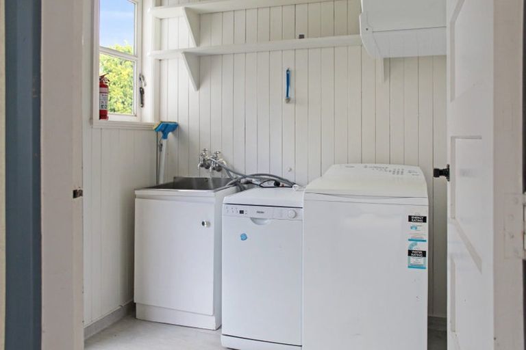 Photo of property in 64 Manson Street, Terrace End, Palmerston North, 4410