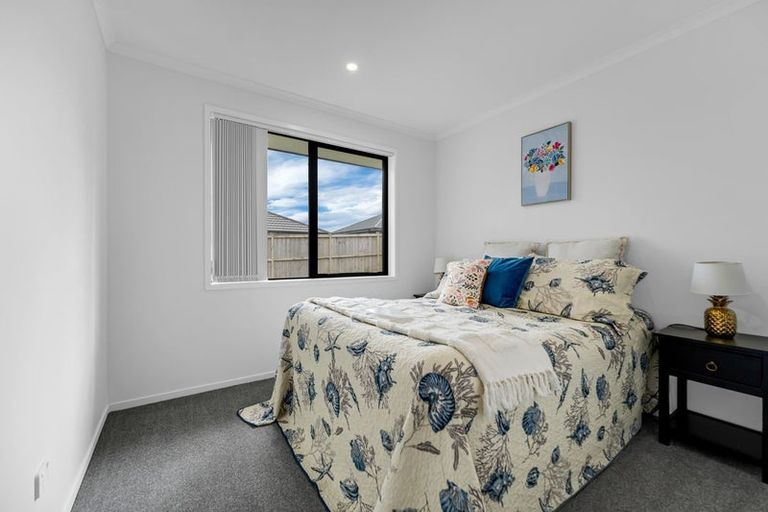 Photo of property in 11 Paul Way, Pokeno, 2402