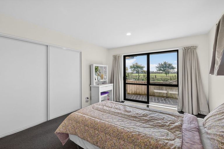 Photo of property in 11 Constance Place, Aidanfield, Christchurch, 8025