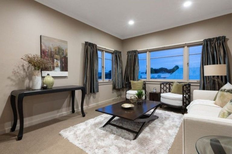 Photo of property in 37 Burrows Street, Tauranga South, Tauranga, 3112