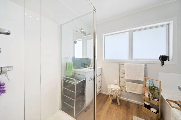 Photo of property in 12 Edinburgh Street, Tuakau, 2121