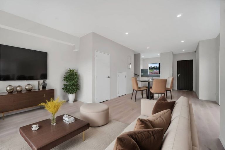 Photo of property in 8a Poruru Close, Papakura, 2110