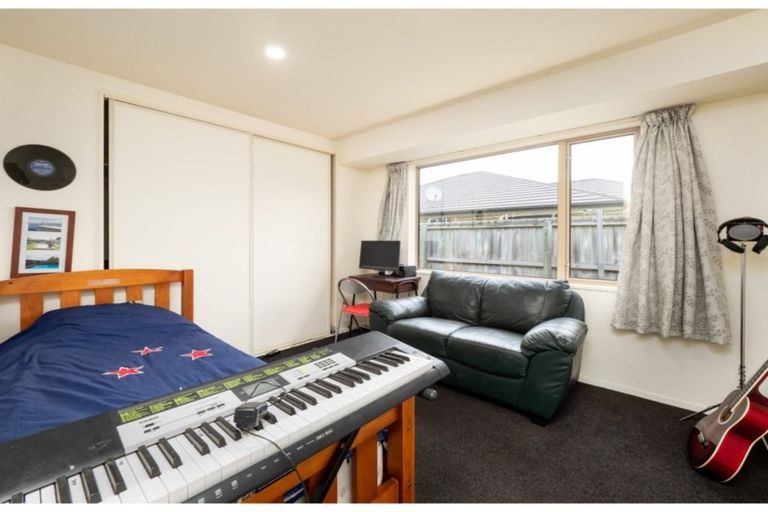 Photo of property in 92 Milns Road, Halswell, Christchurch, 8025