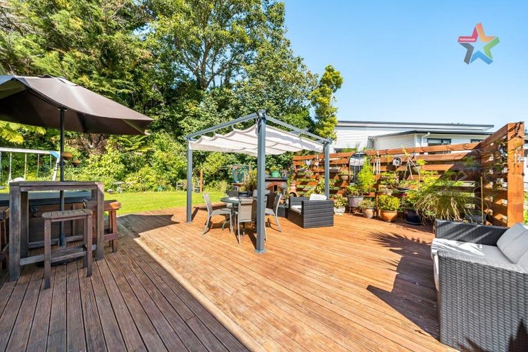 Photo of property in 32 Hair Street, Wainuiomata, Lower Hutt, 5014