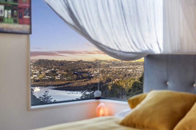 Photo of property in 417 Paremoremo Road, Paremoremo, Auckland, 0632