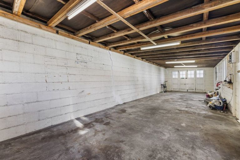 Photo of property in 9 Owen Street, Green Island, Dunedin, 9018