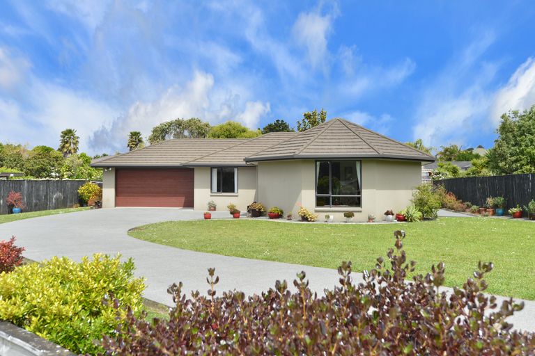 Photo of property in 11 Mcainch Place, Te Kamo, Whangarei, 0112